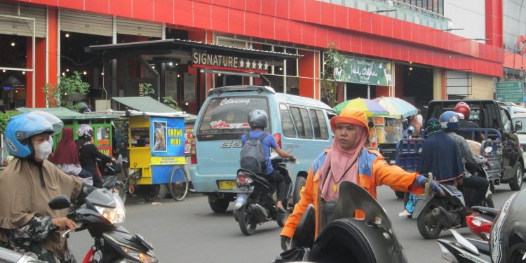 Retribusi Parkir Bocor, Target PAD Kota Cirebon Meleset