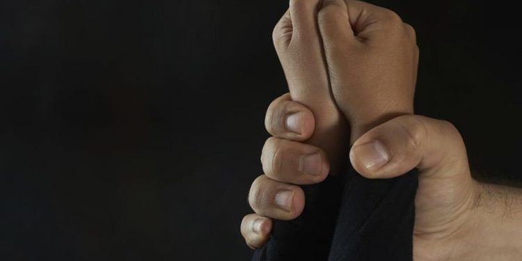 Perkara Kakek Tiri Cabuli Dua Cucu Selama 7 Tahun