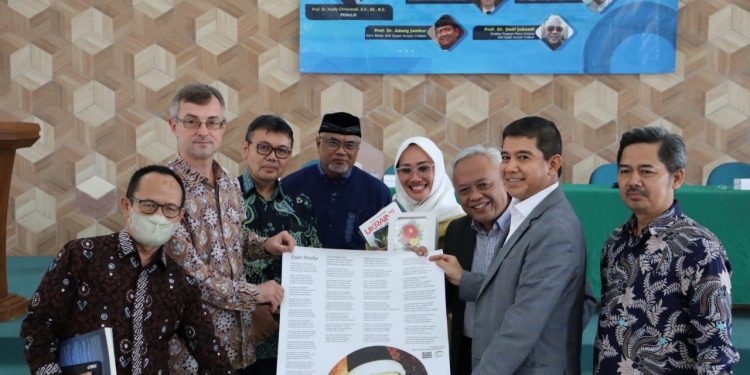 Mantan Dubes untuk Ukraina Prihatin Perang Rusia – Ukraina