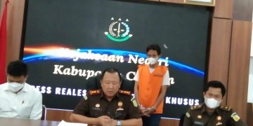 Terlibat Korupsi DD dan BLT, Bendahara Desa Tenjomaya Ditahan Kejari