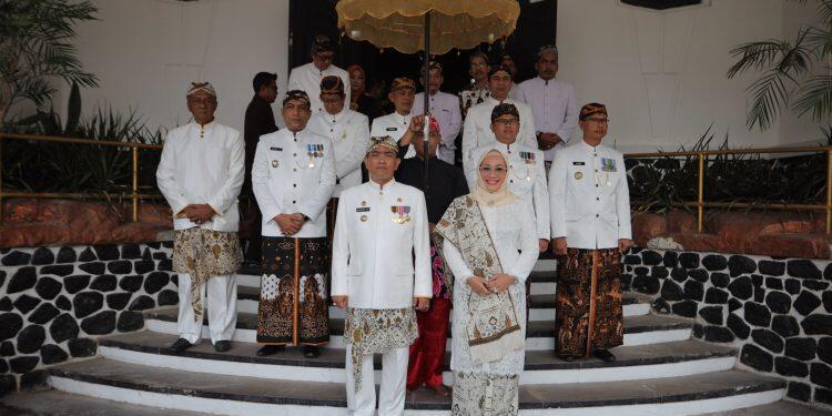 Azis Gelorakan Semangat Cirebon Ngobeng Yuh