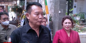 Demi Menolak Kehadiran Bank Emok, Kades Kawunghilir Pinjamkan Uang Pribadi Tanpa Bunga