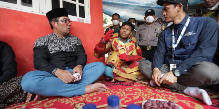 Ridwan Kamil Bertemu Ironman Asal Cirebon