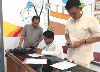NIK Dicatut Parpol, Warga Datangi KPU Majalengka