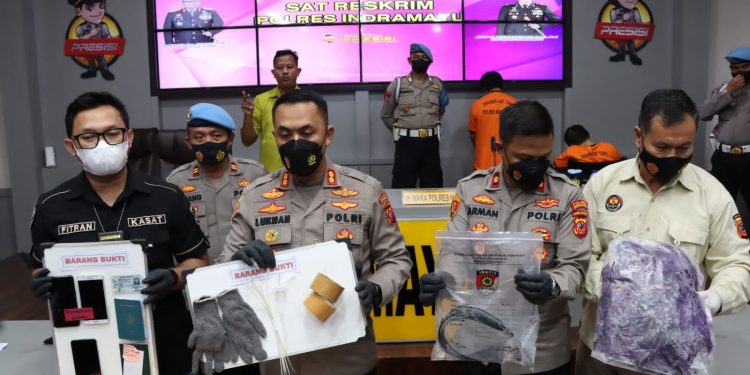 Pembunuh Sopir Taksi Online Diringkus, Kedua Pelaku Telah Merencanakan Aksi Pembunuhan Tersebut