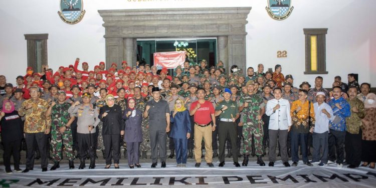 Tim Ekspedisi Kebangsaan Disambut Kang Emil