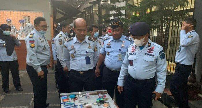 Sejumlah Barang Tajam Ditemukan di Lapas Majalengka