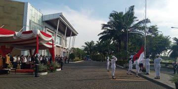 Peringati HUT RI, Grage Group Gelar Upacara Bendera dan Santuni Veteran