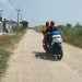 Jalan Penghubung Kecamatan Babakan dan Karangsembung Rusak Berat