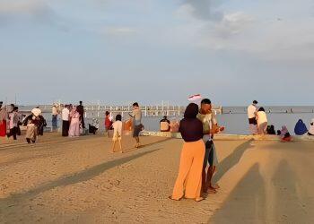 Pantai Kejawanan Kota Cirebon Naik Kelas