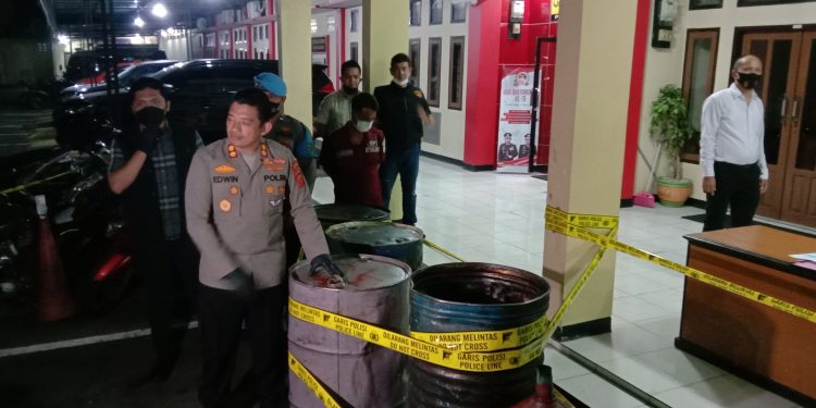 Dua Pelaku Penimbun Solar Subsidi Ditangkap Tim Reskrim Polres Majalengka