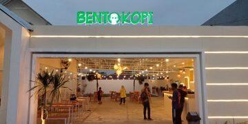 Grand Opening Bento Kopi Dipadati Kawula Muda