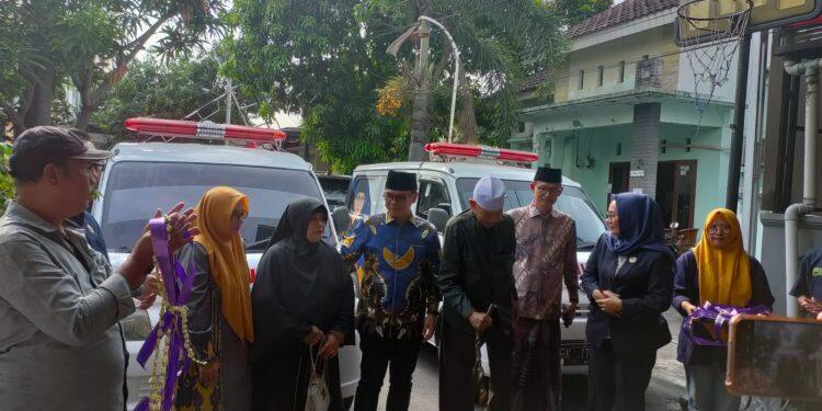 HZM Sumbang Ambulans untuk Kepentingan Masyarakat