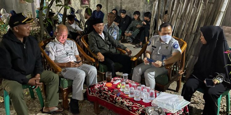 Ahli Waris Korban Laka Lantas Truk Trailer di Bekasi Terima Santunan Jasa Raharja