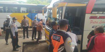 Ditemukan 3 Bus Tak Laik Jalan di Terminal Tipe A Kertawangunan