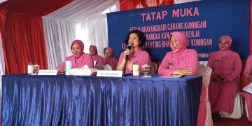 Ketua Bhayangkari Cabang Kuningan Ingatkan Anggotanya Bijak Bermedia Sosial