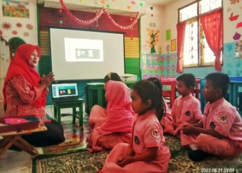 Belajar Menyenangkan, Mengenalkan Huruf pada Anak dengan Media Power Point dan Spiner Huruf