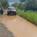 Jalan Penghubung Majasari-Sukawera Rusak Parah