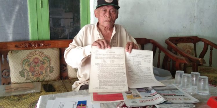 H Suryan Perjuangkan Nasib Petani Garam Cirebon Sejak  Tahun 1968
