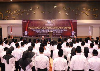 200 Anggota PPK Resmi Dilantik