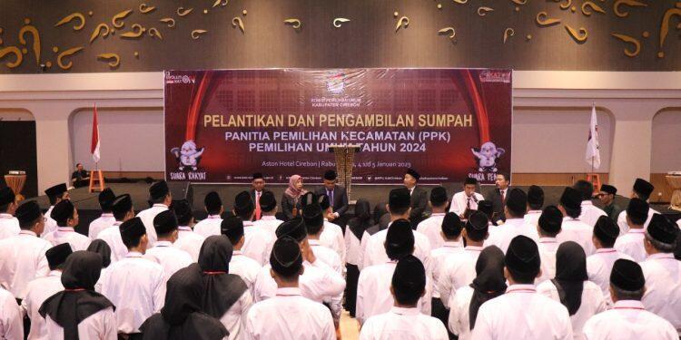 200 Anggota PPK Resmi Dilantik