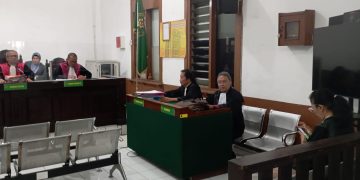 Hakim Hentikan Pertanyaan JPU