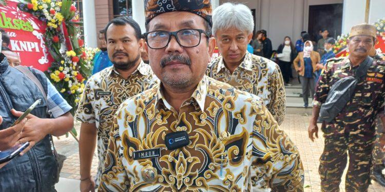 Bupati Imron Lantik Belasan Pejabat Eselon II