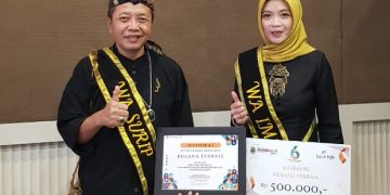 Disdukcapil Kuningan Raih Penghargaan Parade Kreasi Busana Terbaik