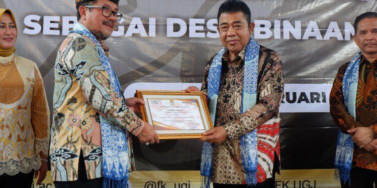 UGJ Jadikan Desa Cirebon Girang sebagai Desa Binaan