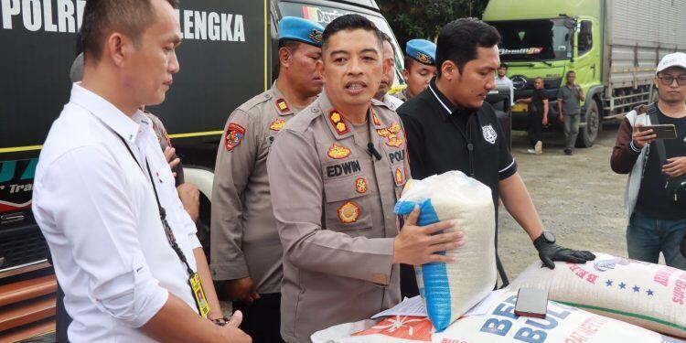 Puluhan Ton Beras Oplosan Disita