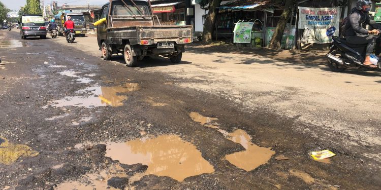Sekda Hilmy Desak Pemprov Segera Perbaiki Ruas Jalan Provinsi yang Rusak