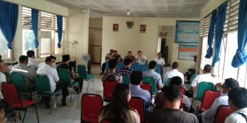 Perusahaan di Pabedilan Sepakat Swadaya Perbaiki Jalan