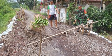 Jalan Penghubung Antar Desa di Kecamatan Ligung Putus Total