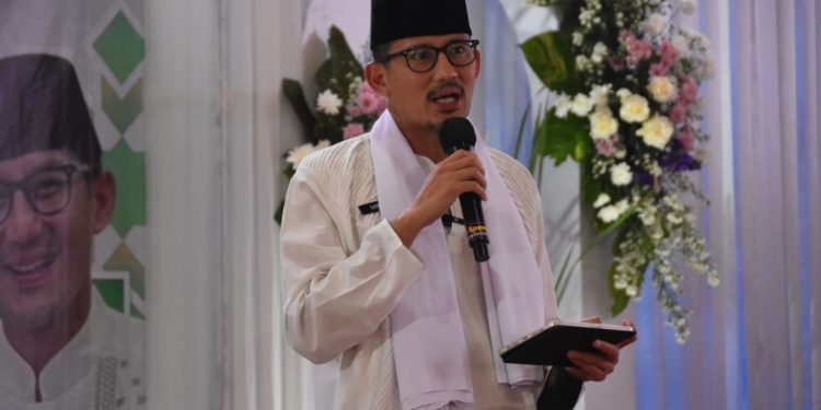 Sandi Dorong Santri Cirebon Jadi Pengusaha Ekonomi Kreatif