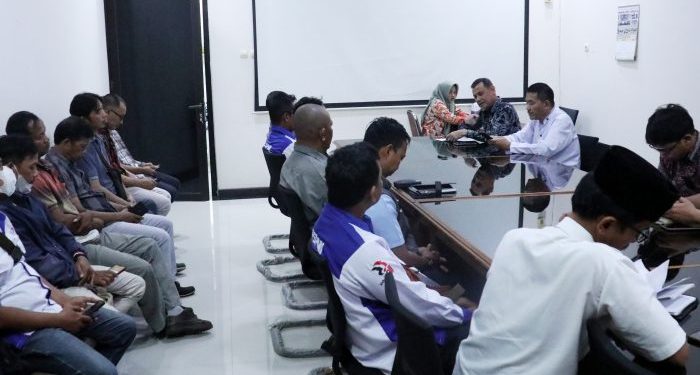 Dimutasi Sepihak, Pekerja Ngadu ke DPRD