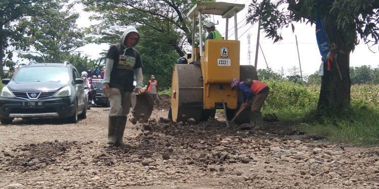 Hero Respon Cepat Jalan Rusak Cibogo-Cikulak