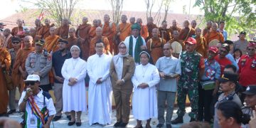 Meninggalkan Cirebon, 32 Biksu Menuju Borobudur