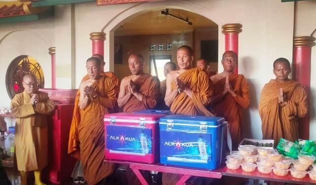 Biksu Terkesan Toleransi Masyarakat Cirebon