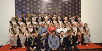 Puluhan Siswa Lulusan Alfamart Class SMKN 1 Kedawung Siap Menjadi Karyawan Alfamart 100 Persen