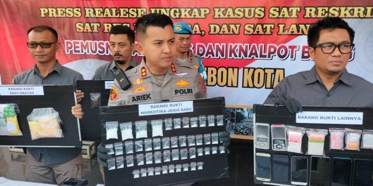Polres Cirebon Kota Amankan 13 Pengedar Narkoba