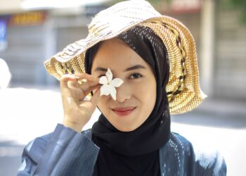 Widia Oktavia, Mahasiswi Cantik yang Memulai Bisnis dari Hobi