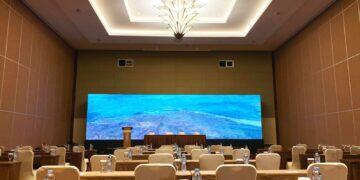 Lengkapi Kebutuhan Tamu Hotel, Luxton Cirebon Hadirkan Videotron Indoor Terbesar di Cirebon