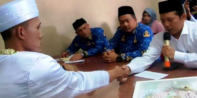 Kota Cirebon Krisis Penghulu Nikah