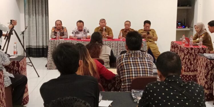 Abraham: Pariwisata Miliki Kontribusi yang Besar