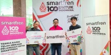Hari Pelanggan Nasional, Smartfren Berikan Smartphone untuk Pelanggan Setia di Bandung