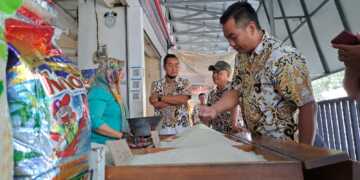 Belum Ditemukan Beras Plastik di Kabupaten Cirebon