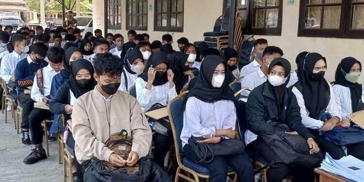 Ratusan Calon Tenaga Kerja Antusias Datangi Dinas K2UKM Majalengka