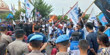 Ribuan Buruh di Majalengka Tuntut Kenaikan UMK Sebesar 38 Persen