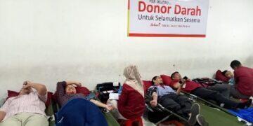 Setetes Darah untuk Pertiwi, Puluhan Karyawan Alfamart Ikuti Donor Darah