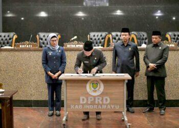 Legislatif dan Eksekutif Setujui Raperda Pajak dan Retribusi Daerah